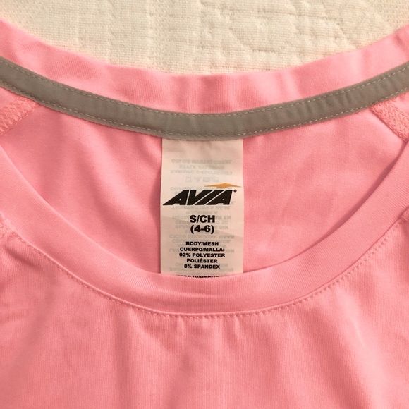 AVÍA. PINK 💕T-shirt for training but you would look also sporty-chic. - Picture 4 of 8